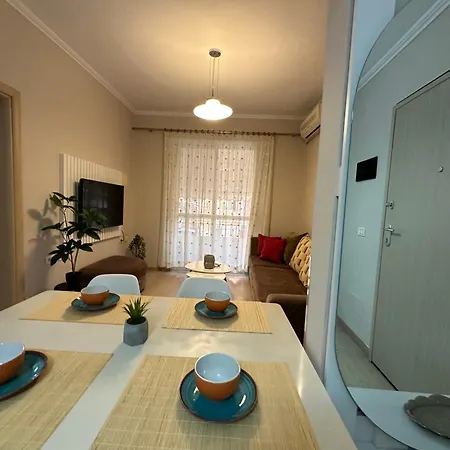 Διαμέρισμα Tirana